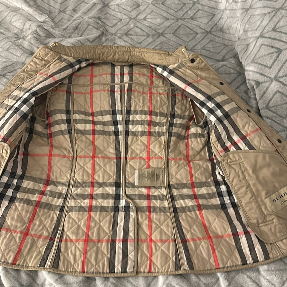 Authentic Classic Burberry Jacket - image 3